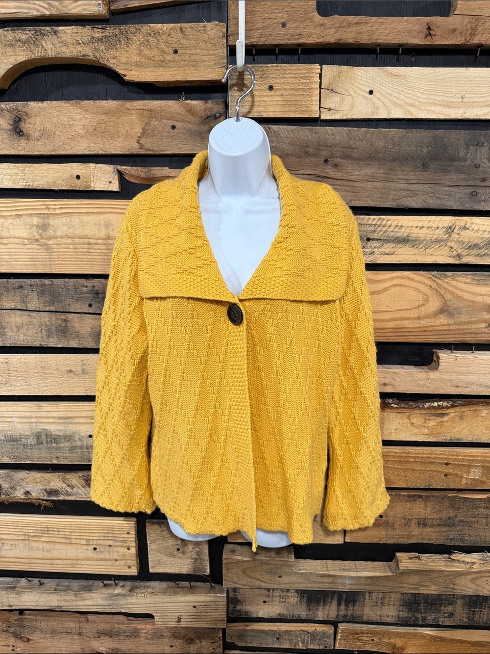 JM Collection Mustard Yellow Knit Textured Cardigan With Wide Sleeves Size Large